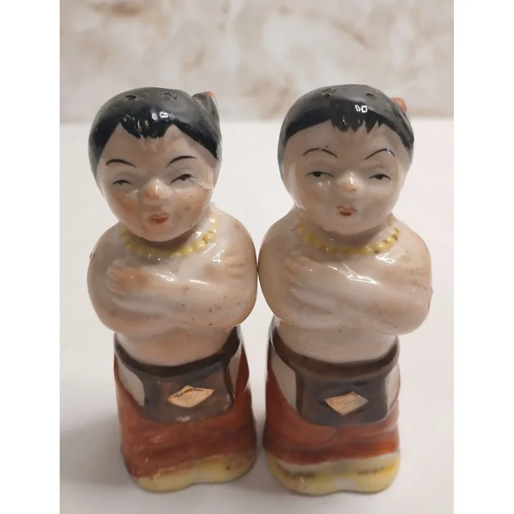 RARE Vintage Made in Japan Native American / Indian Salt & Pepper Shakers